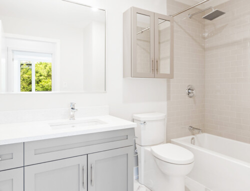 Small Bathroom Remodeling Ideas to Maximize Storage & Space